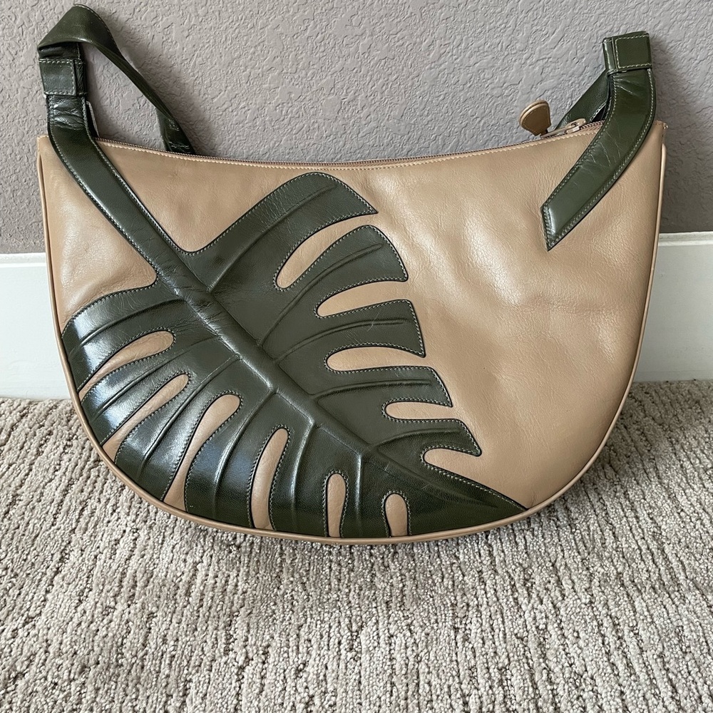 Saluti palm leaf crossbody bag